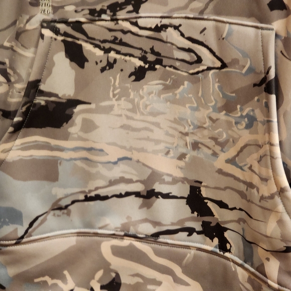 UNDER ARMOR Camo Hoodie - Size XXL NWT Pull-over with Kangaroo Pockets - Picture 8 of 16